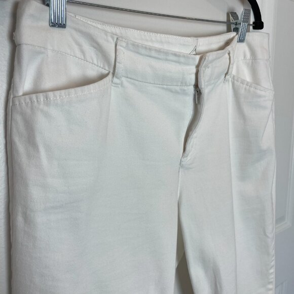 St. John's Bay White 16" Capris - 12P - Picture 4 of 13